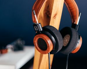 Preview wallpaper headphones, audio, style, wooden