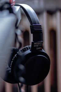 Preview wallpaper headphones, black, music, audio, electronics