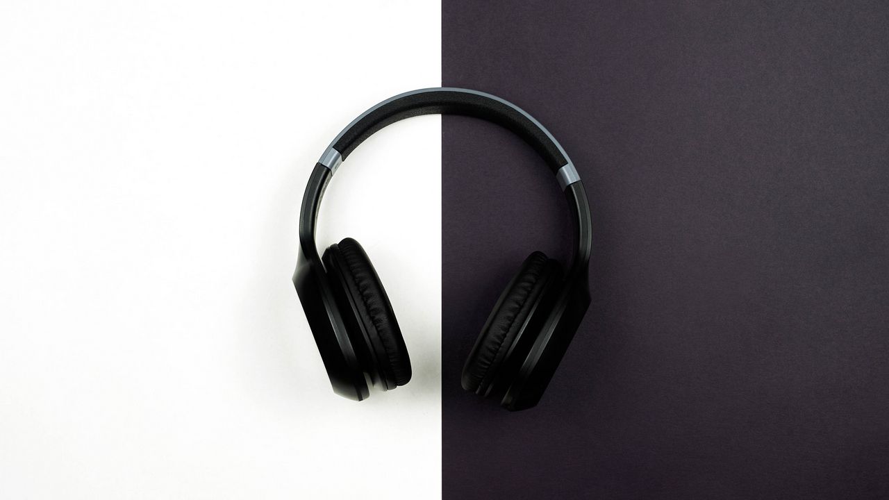 Wallpaper headphones, black, white, music, bw