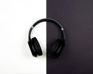 Preview wallpaper headphones, black, white, music, bw