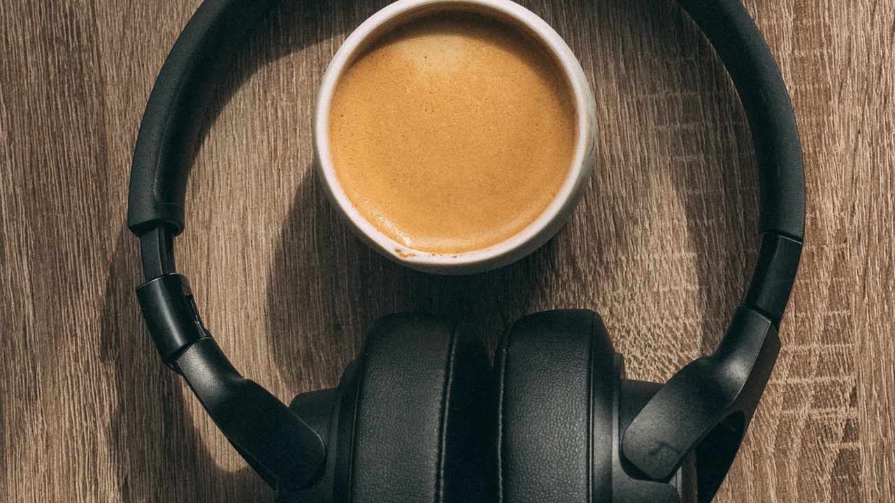 Wallpaper headphones, cup, coffee