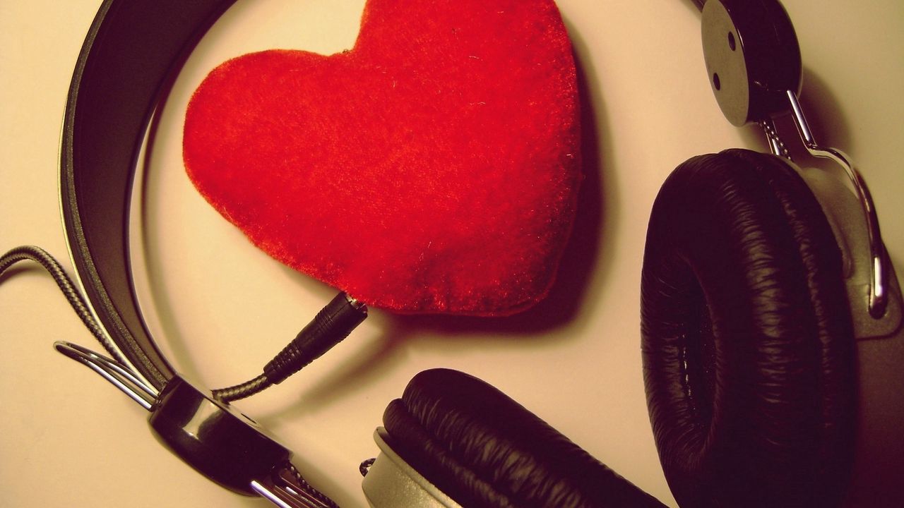 Wallpaper headphones, heart, toys, wire, mood