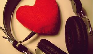 Preview wallpaper headphones, heart, toys, wire, mood