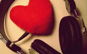 Preview wallpaper headphones, heart, toys, wire, mood