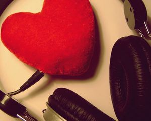 Preview wallpaper headphones, heart, toys, wire, mood