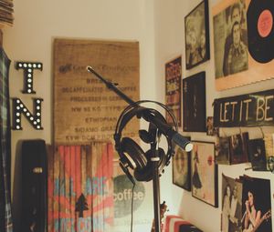 Preview wallpaper headphones, microphone, musical equipment, room