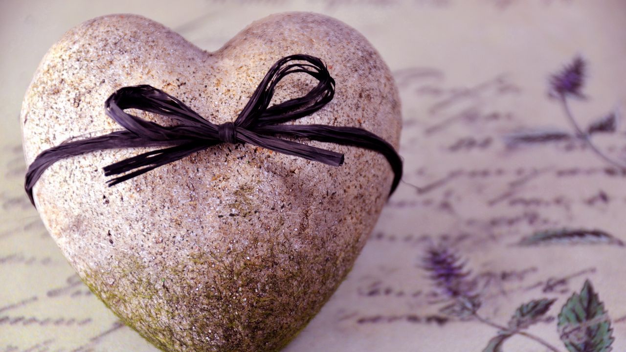Wallpaper heart, bow, stone, message