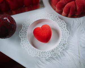 Preview wallpaper heart, cake, desserts, love, red, white