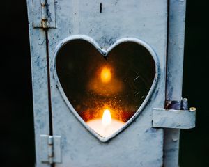 Preview wallpaper heart, candle, fire