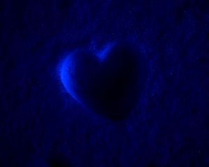 Preview wallpaper heart, dark, light, surface, blue