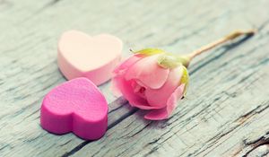 Preview wallpaper heart, flower, tenderness, pink