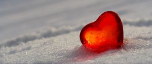 Preview wallpaper heart, glass, ice, red, snow, white