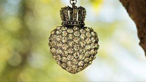 Preview wallpaper heart, key chain, decoration, crown