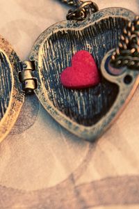 Preview wallpaper heart, locket, figurine, suspension