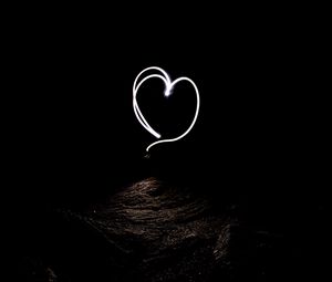 Preview wallpaper heart, long exposure, darkness, night