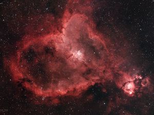 Preview wallpaper heart nebula, nebula, glow, stars, space, red