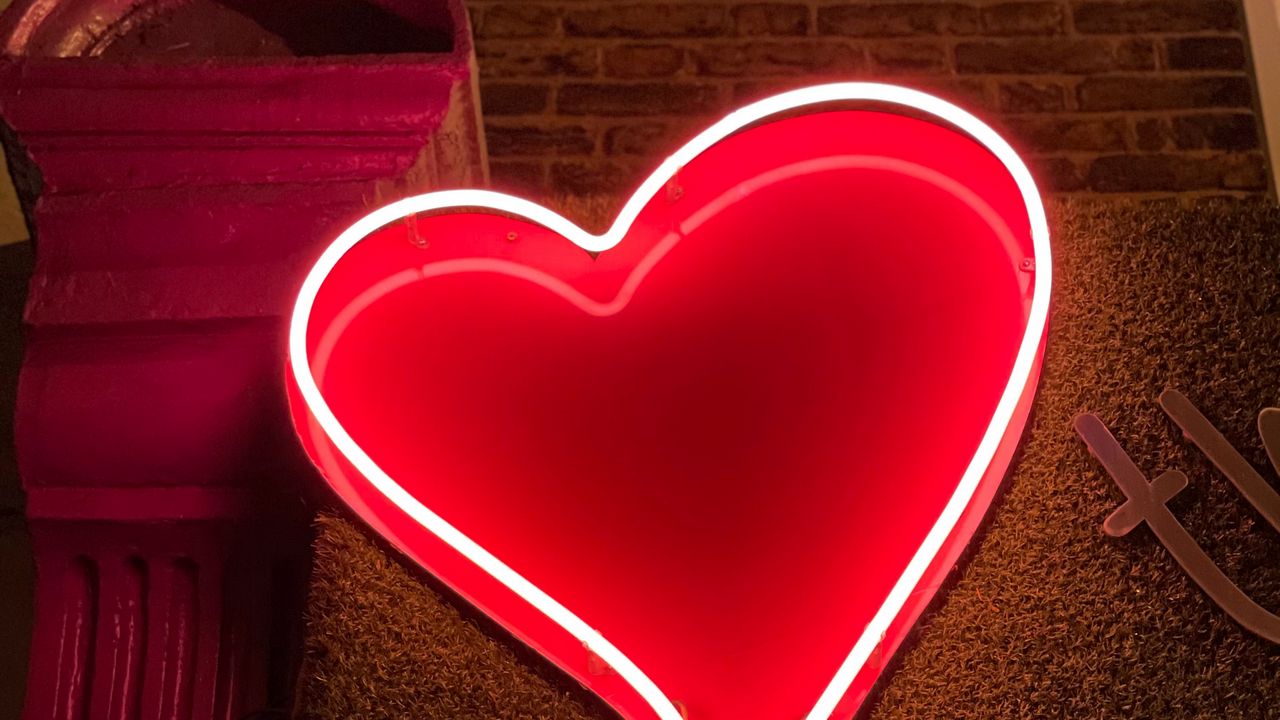 Wallpaper heart, neon, light, red, love