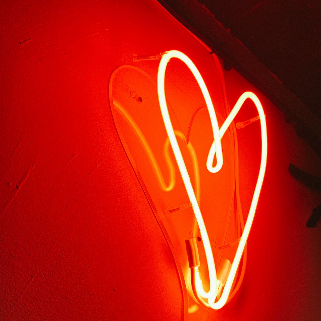 neon love backgrounds