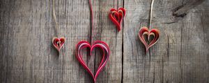 Preview wallpaper heart, paper, figurines, wooden background