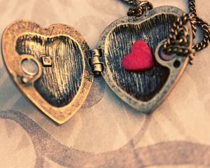 Preview wallpaper heart, pendant, necklace, chain