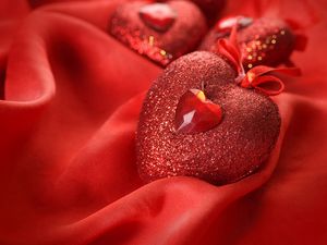 Preview wallpaper heart, red, gift, love, silk