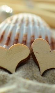 Preview wallpaper heart, sand, shell