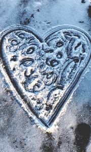 Preview wallpaper heart, snow, shape