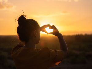 Preview wallpaper heart, sunset, hands, girl, love