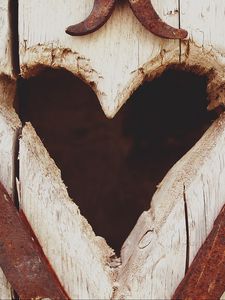 Preview wallpaper heart, wood, iron