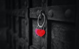 Preview wallpaper hearts, lock, gate, dark