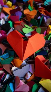Preview wallpaper hearts, origami, paper, colorful