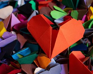 Preview wallpaper hearts, origami, paper, colorful