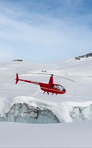 Preview wallpaper helicopter, snow, glacier, white, red