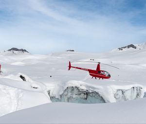 Preview wallpaper helicopter, snow, glacier, white, red