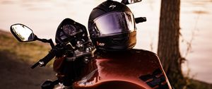 Preview wallpaper helmet, motorcycle, honda, bike