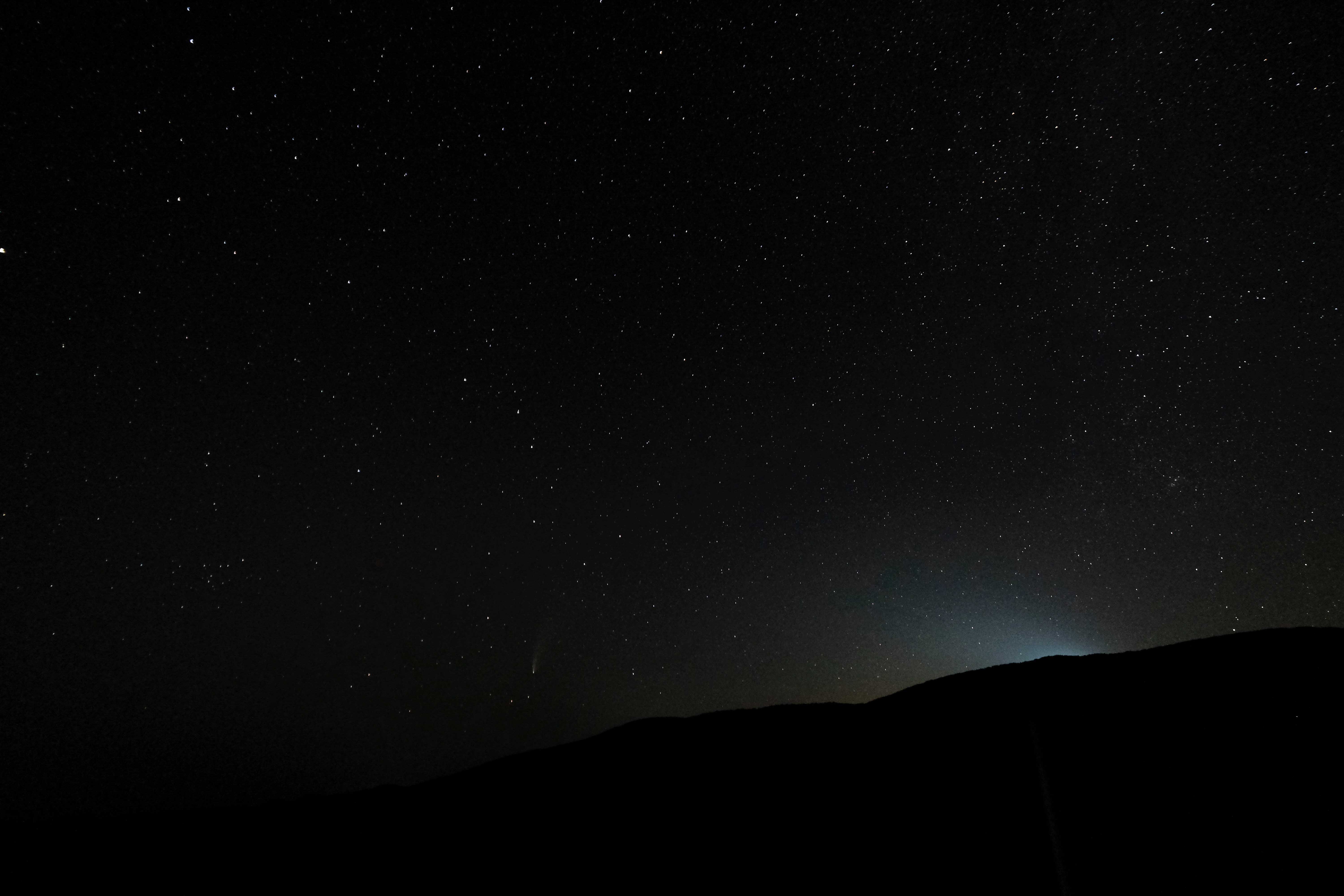 Download wallpaper 6000x4000 hill, light, starry sky, night, dark hd ...