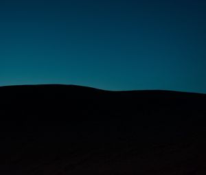 Preview wallpaper hill, night, horizon, dark, minimalism