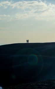 Preview wallpaper hill, silhouettes, sunlight, glare, horizon