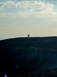 Preview wallpaper hill, silhouettes, sunlight, glare, horizon