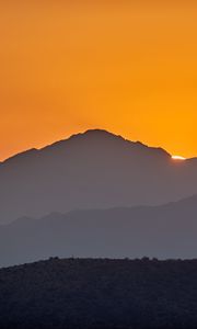 Preview wallpaper hill, sunset, sky, silhouette