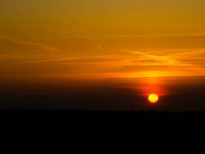Preview wallpaper hill, sunset, sun, dark