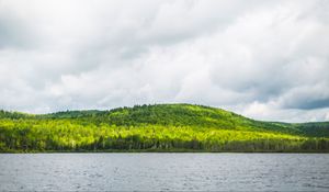 Preview wallpaper hill, trees, forest, river, sky, clouds