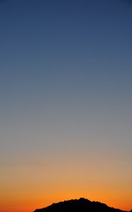 Preview wallpaper hill, twilight, sky, gradient, dark
