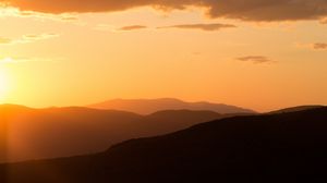 Preview wallpaper hills, horizon, sunset, sky