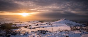 Preview wallpaper hills, landscape, winter, snow, sunset