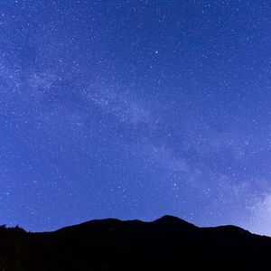 Preview wallpaper hills, silhouettes, starry sky, night, dark, sky