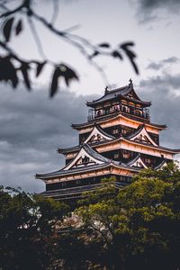 Preview wallpaper hiroshima castle, japan, architecture