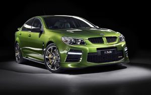 Preview wallpaper holden, commodore, hsv, gen-f2, green, side view