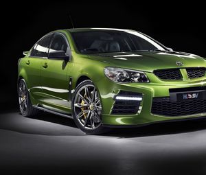 Preview wallpaper holden, commodore, hsv, gen-f2, green, side view