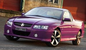 Preview wallpaper holden commodore, vz, car, pickup